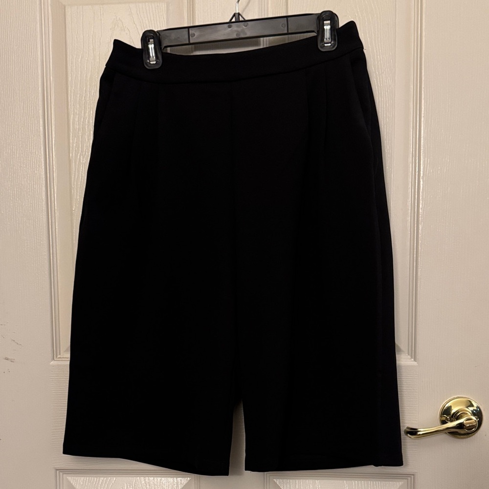 Mango Elegant Black Women's Bermudas